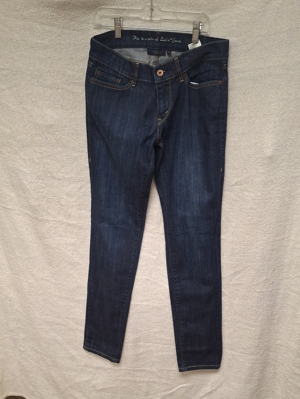Levi's Y2k Women's Skinny Jeans in Dark Blue Denim- Size 4m/27